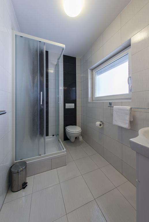 Apartments Villa Klara Baska Voda Luaran gambar